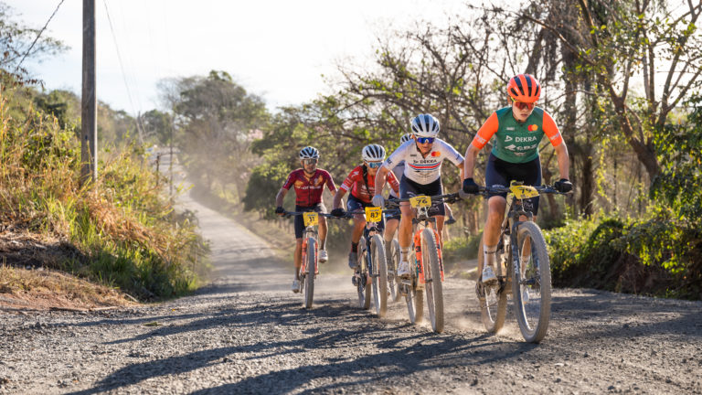 Seiscientos ciclistas de montaña abrieron la Serie CR MTB 2026 en Orotina