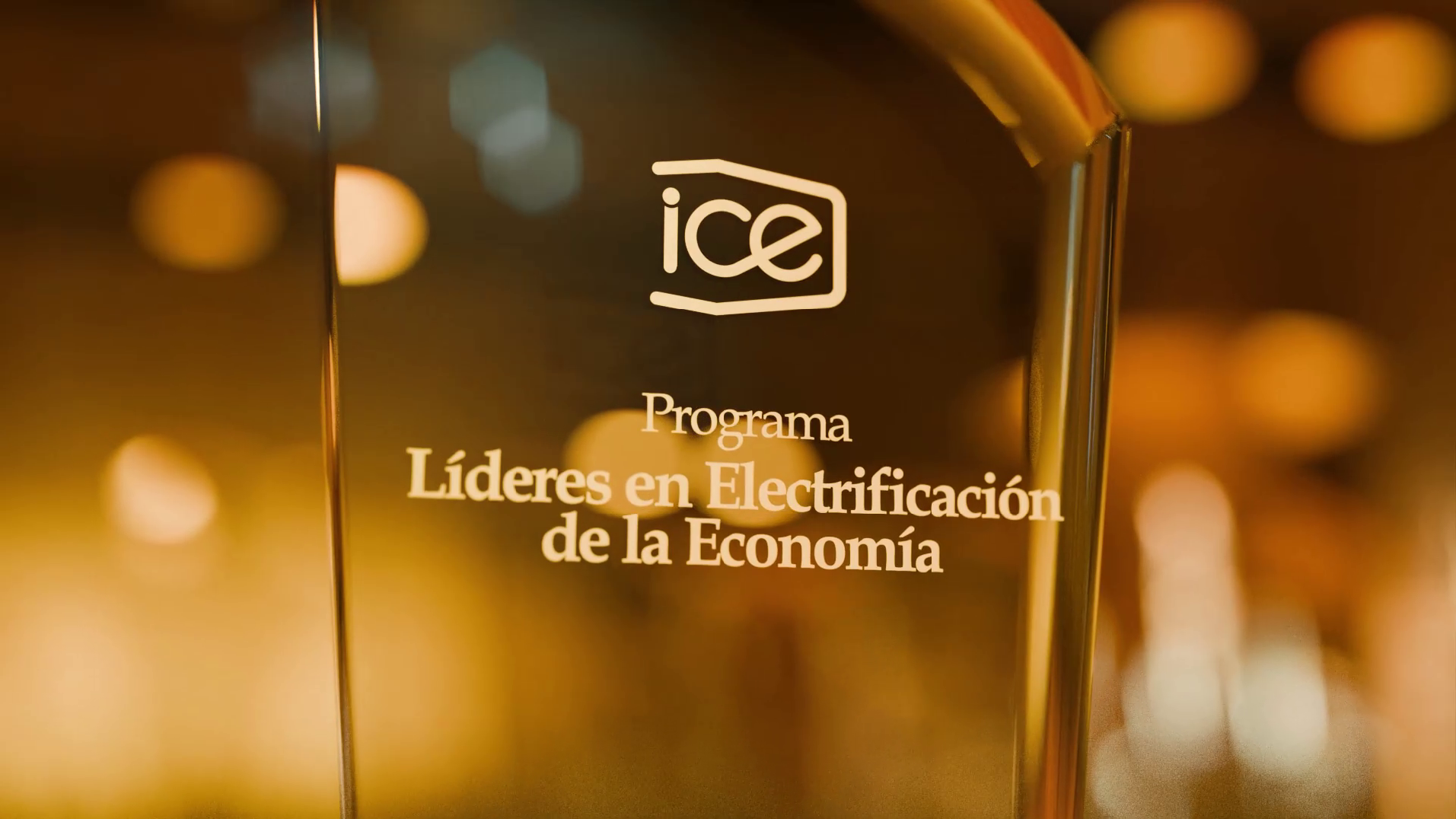 Imagen principal del artículo: ICE busca a empresas líderes e innovadoras en electrificación de la economía para premiación 2026