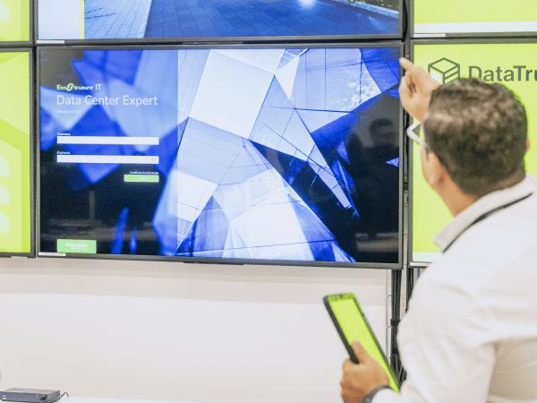 Imagen principal del artículo: El Salvador alberga al primer centro de datos comercial TIER III de la región con certificado en sostenibilidad LEED Silver