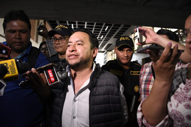 Informe denuncia campañas de acoso en redes sociales contra activistas y defensores de derechos humanos en Guatemala