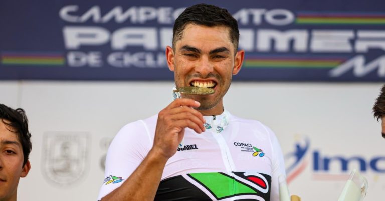 Ciclista tico Jason Huertas toca la cima de América con título panamericano en Colombia