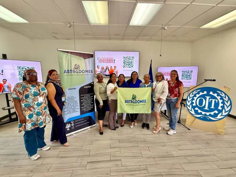 ASTRADOMES invita a trabajadoras domésticas a informarse, organizarse y acceder a sus derechos