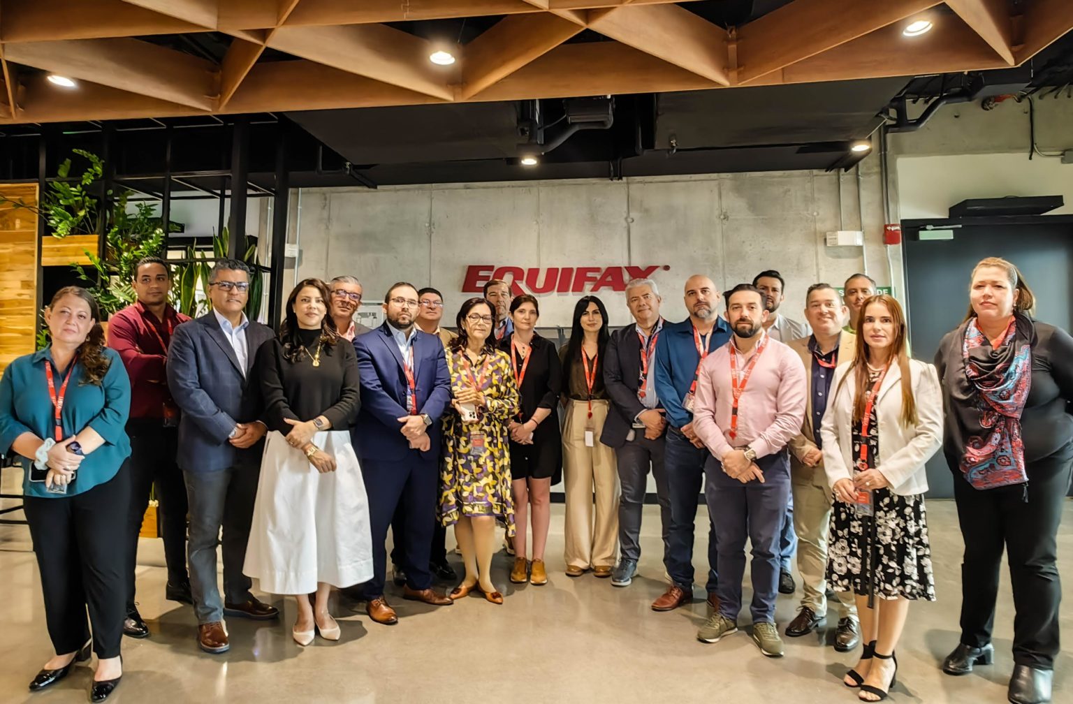 Imagen principal del artículo: Costa Rica oficializa norma técnica para la gestión y gobernanza de la inteligencia artificial