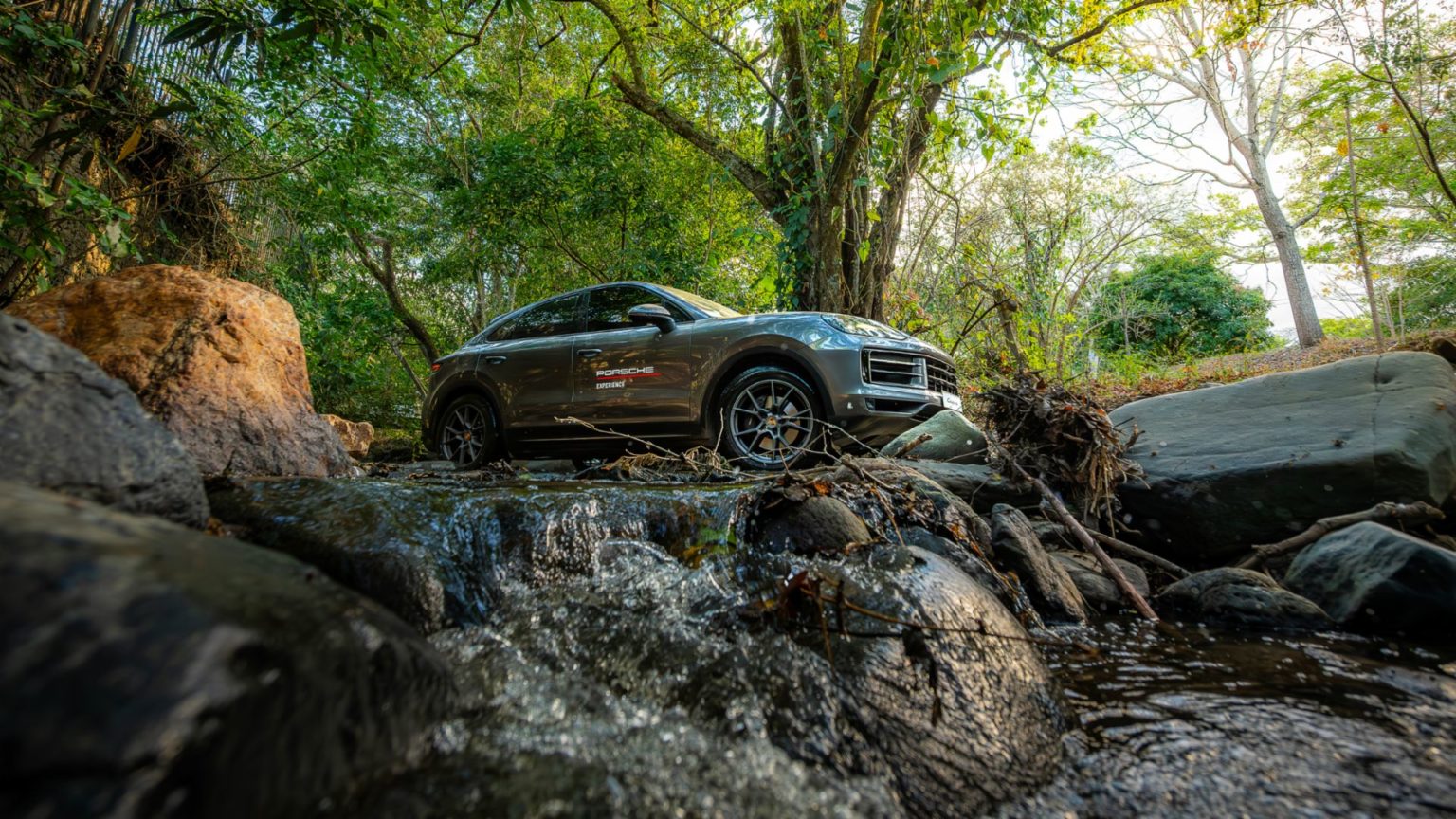 Imagen principal del artículo: Garden Fest 2026: Porsche Costa Rica eleva la experiencia con una pista off-road exclusiva para el Cayenne
