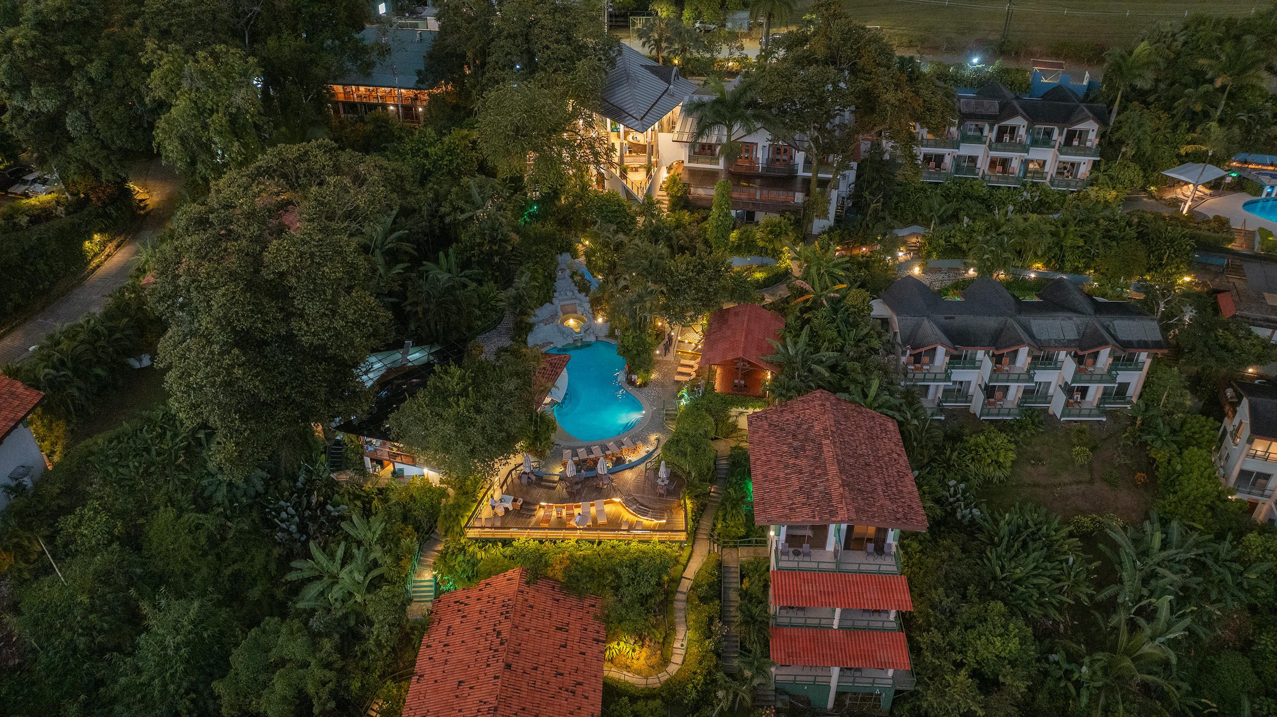 Imagen principal del artículo: Everty refuerza su inversión en Costa Rica con la adquisición de "Sí Como No" en Manuel Antonio