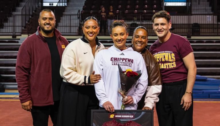 Luciana Alvarado recibe honor All-MAC en plena recta final de temporada