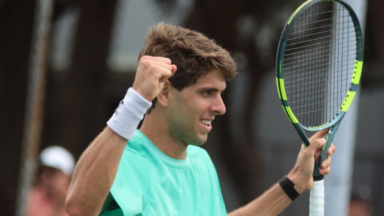 Tenista jamaiquino Blaise Bicknell conquista el torneo profesional M15 San José