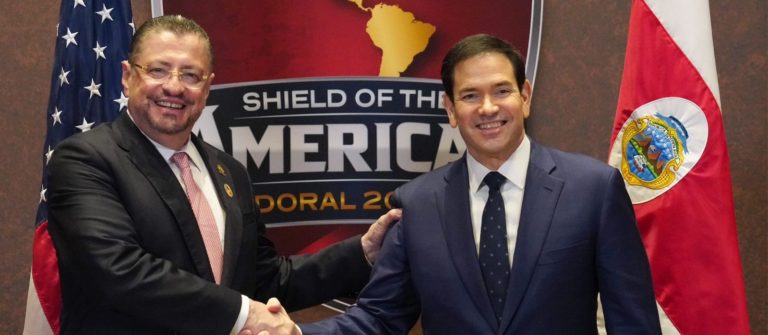 El terror como arquitecto de la política: reflexiones desde la teoría del manejo del terror