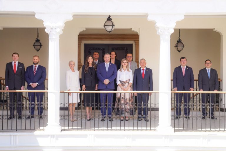 “No es suficiente decir que se respetarán los derechos”: Defensoría cuestiona nuevo acuerdo migratorio con EE.UU.