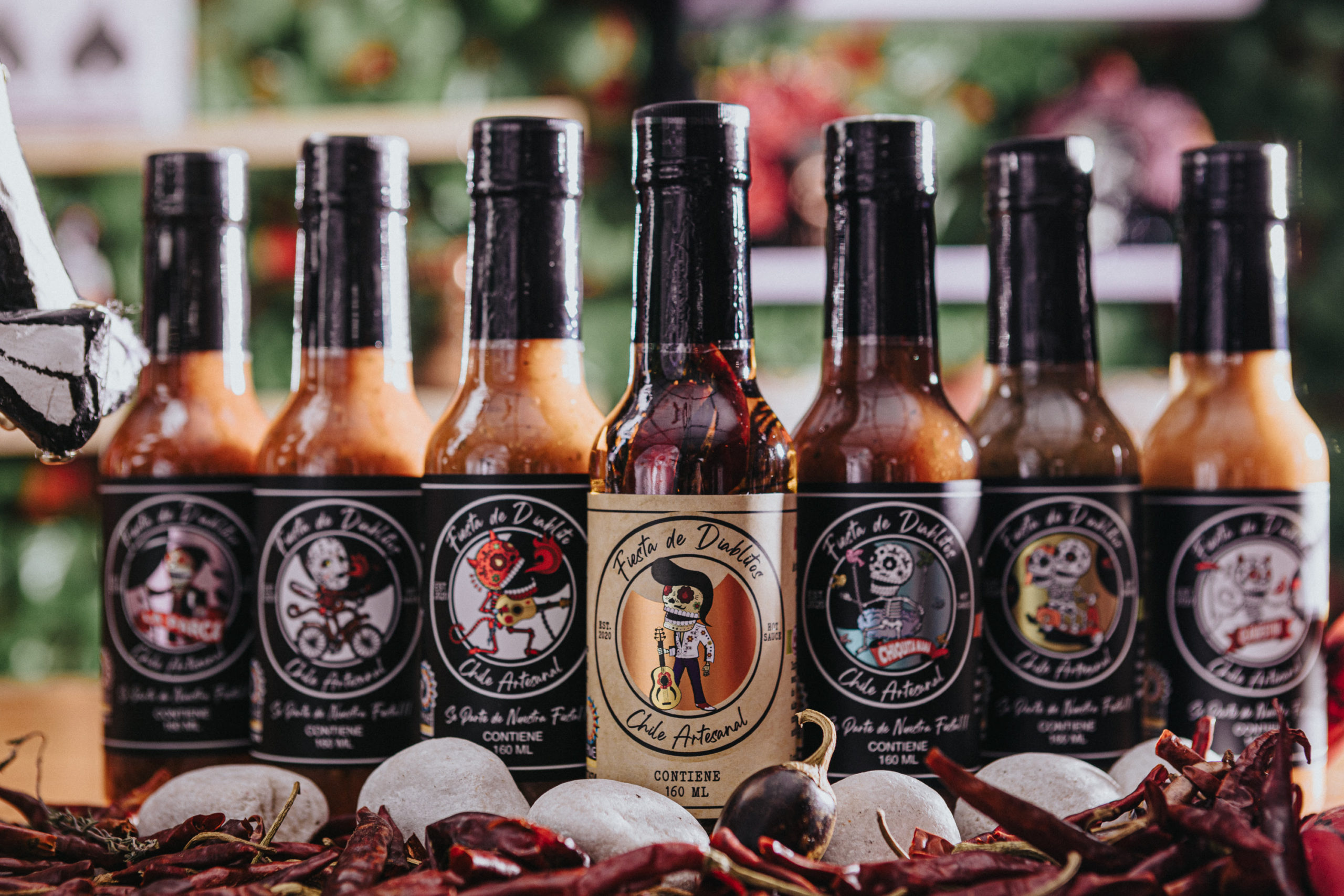 Imagen principal del artículo: Mujer que creó empresa con 15 mil colones hoy compite en ferias internacionales