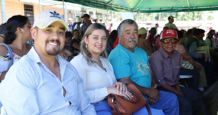 INDER: más de 5.000 personas se benefician con obras viales y proyectos productivos en Cartago