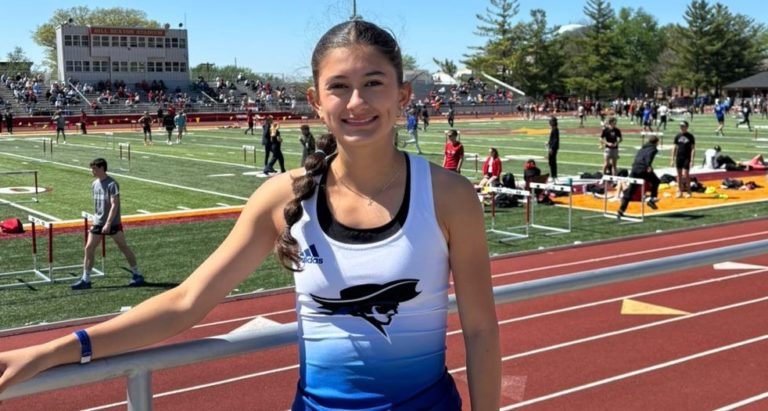 Antonella Lanuza rompe récord nacional U-20 de 800 metros planos en Estados Unidos