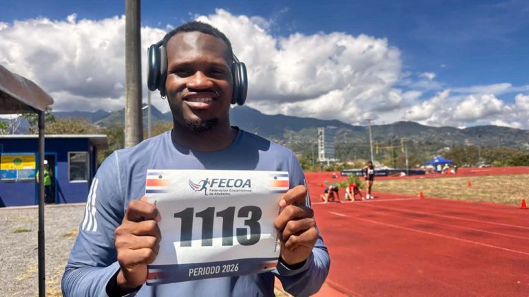Sherman Güity vuelve a competir en Costa Rica y comparte pista con atletas convencionales