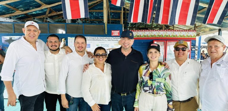 Asamblea Legislativa culmina labores en absoluta deshonra