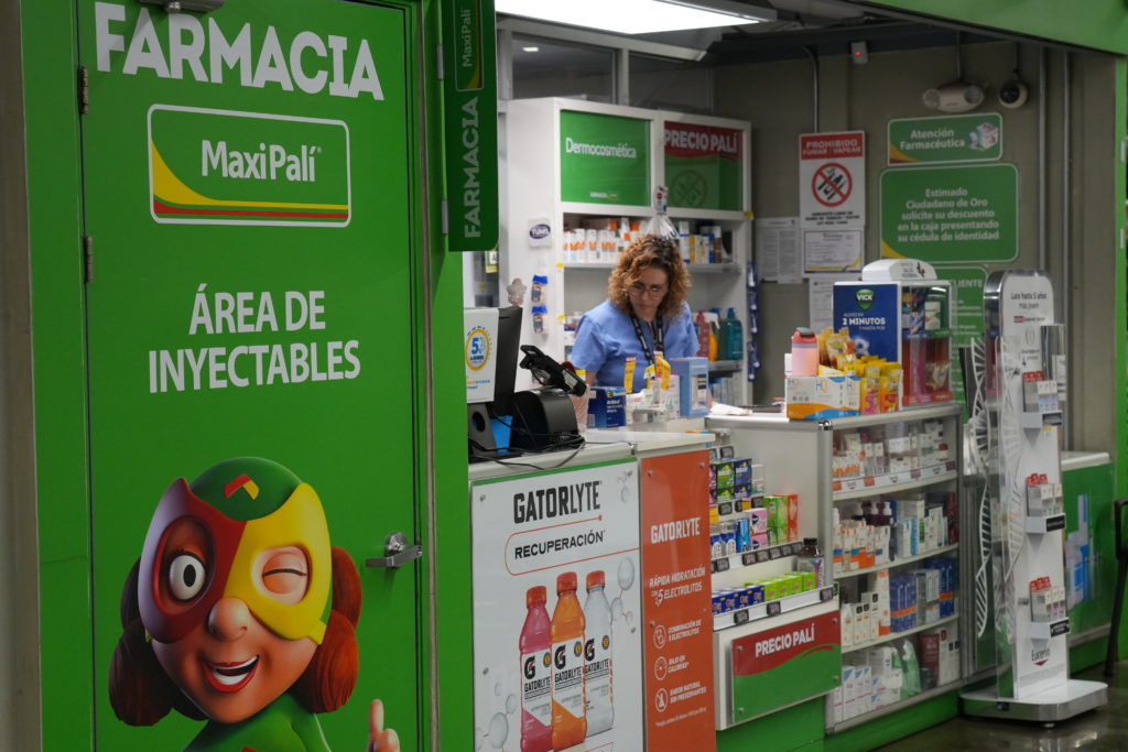 Walmart abre más de 30 vacantes para regentes farmacéuticos en Costa Rica