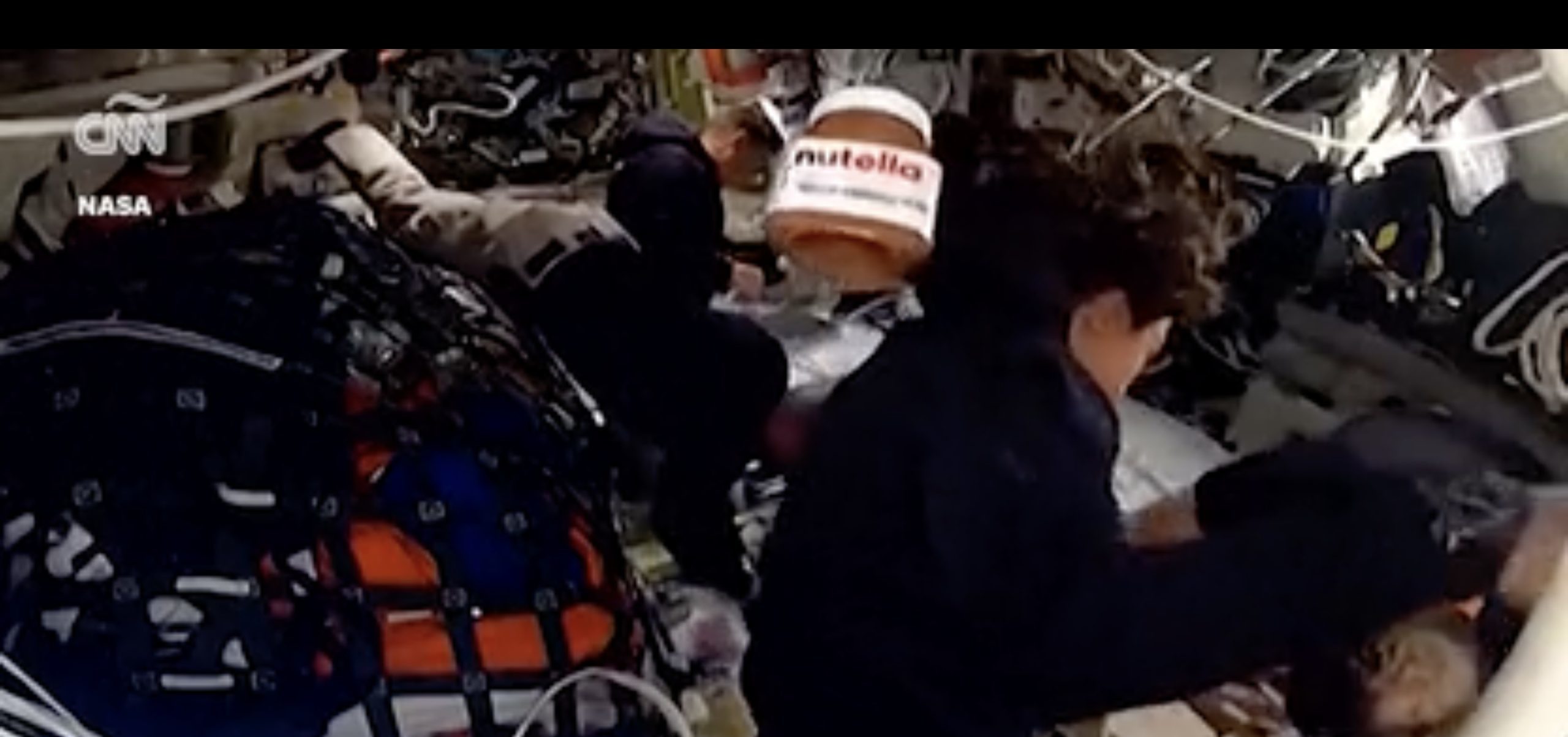 Imagen principal del artículo: Estudio de SHIFT Latam Porter Novelli revela cómo un momento no planificado en Artemis II se convirtió en fenómeno global