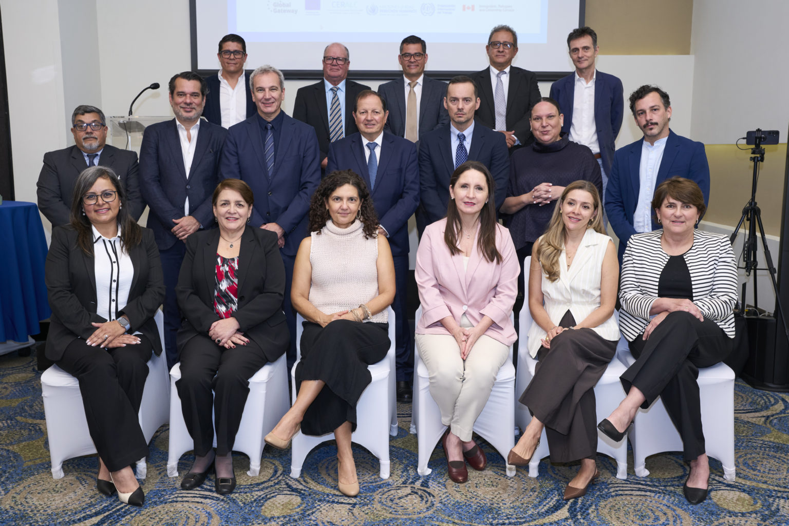 Imagen principal del artículo: Sector Azucarero de Costa Rica implementa el primer proceso sectorial agroindustrial de Debida Diligencia en Derechos Humanos de América Latina