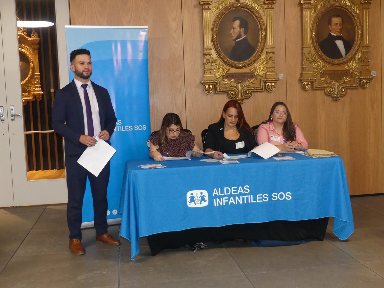 Imagen principal del artículo: Aldeas Infantiles SOS presenta resultados de su Informe de Impacto 2025 en la Asamblea Legislativa