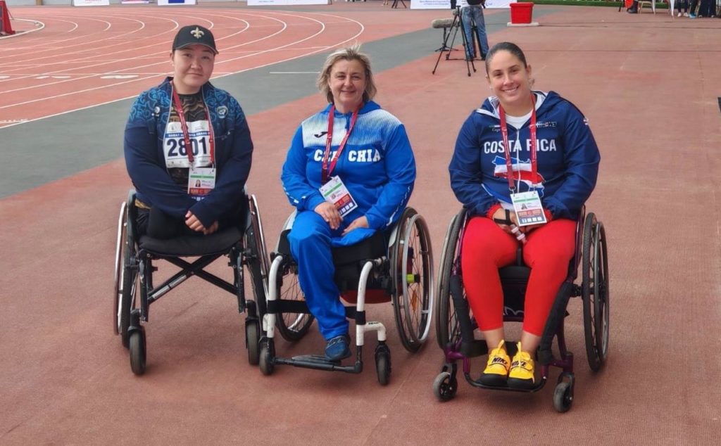 Amalia Ortuño gana medalla de plata y rompe récord nacional en Marruecos