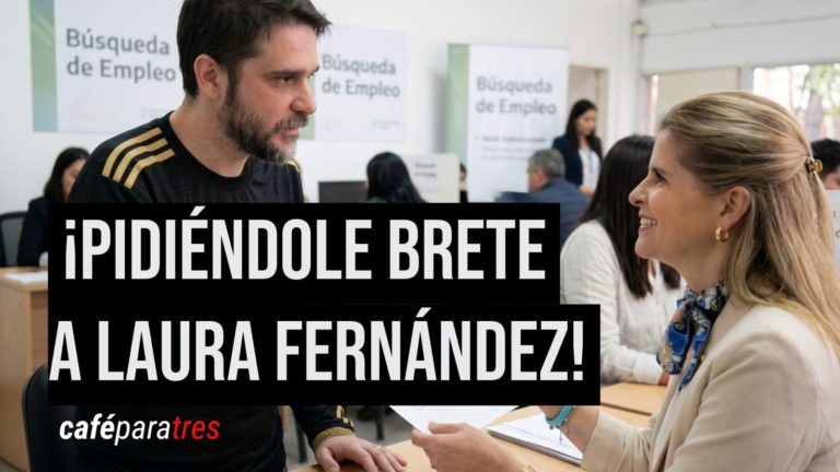 Pidiéndole brete a Laura Fernández