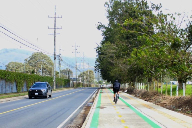 Cartago inaugura obra vial clave para acceso a zonas francas del cantón