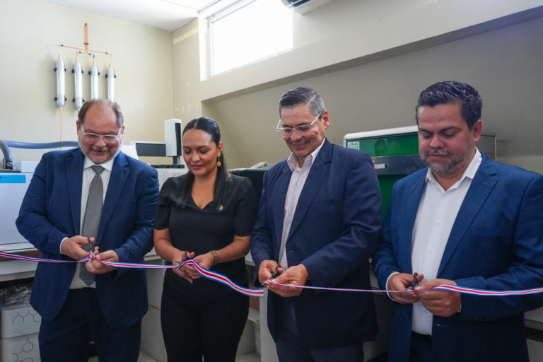 Costa Rica cuenta con nuevo equipo para analizar los gases de efecto invernadero en el sector agro