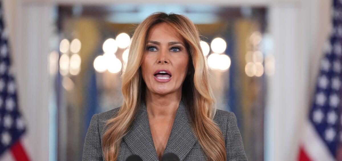 Imagen principal del artículo: Melania Trump niega vínculos con Epstein y denuncia "campañas de difamación"