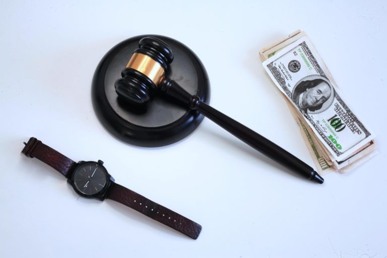 Corrupción más allá de la legalidad: entre el vicio individual y la falla institucional