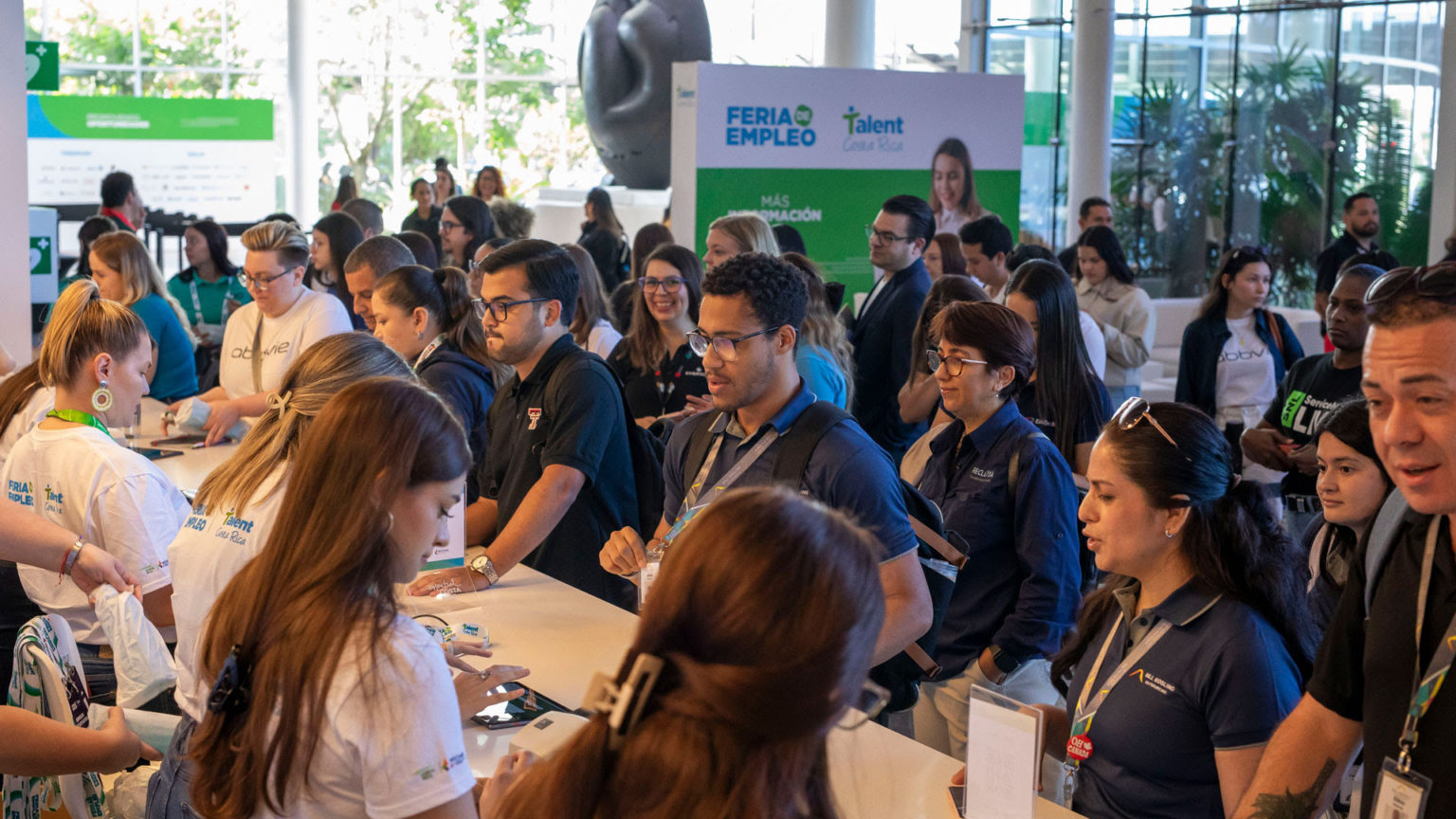 Imagen principal del artículo: Procomer ofrece herramientas gratuitas para la búsqueda de empleo