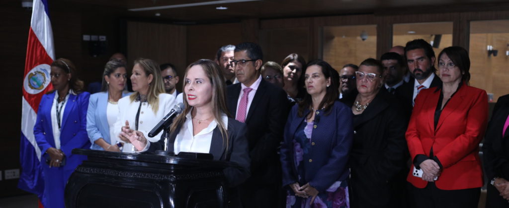 Terminan las sonrisas, empiezan los reclamos
