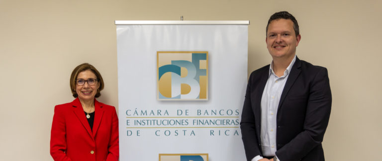 Cámara de Bancos y Frankfurt School firman acuerdo de cooperación para fortalecer la capacitación del sector financiero 