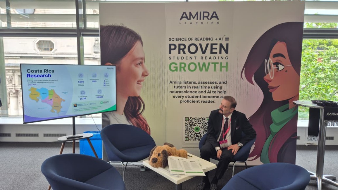Imagen principal del artículo: AMIRA LEARNING presentó resultados de alfabetización impulsada por inteligencia artificial en el Foro Mundial de Educación de Londres