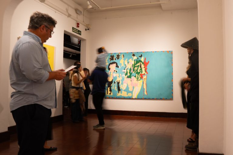 Artista Federico Herrero abre exposición en la que San José y el color se transforman en un laboratorio de exploración