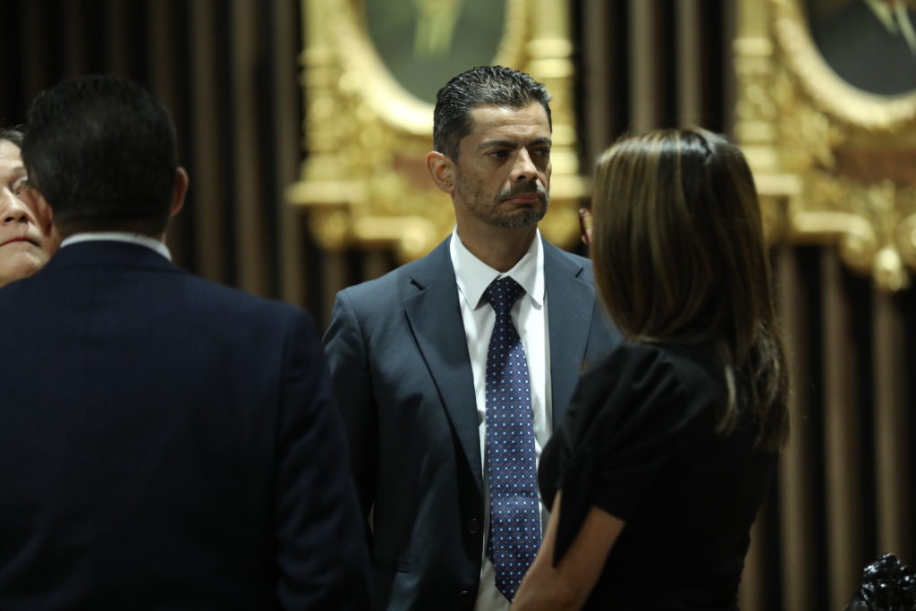 Por unanimidad, Corte Plena reelige a Carlo Díaz como fiscal general