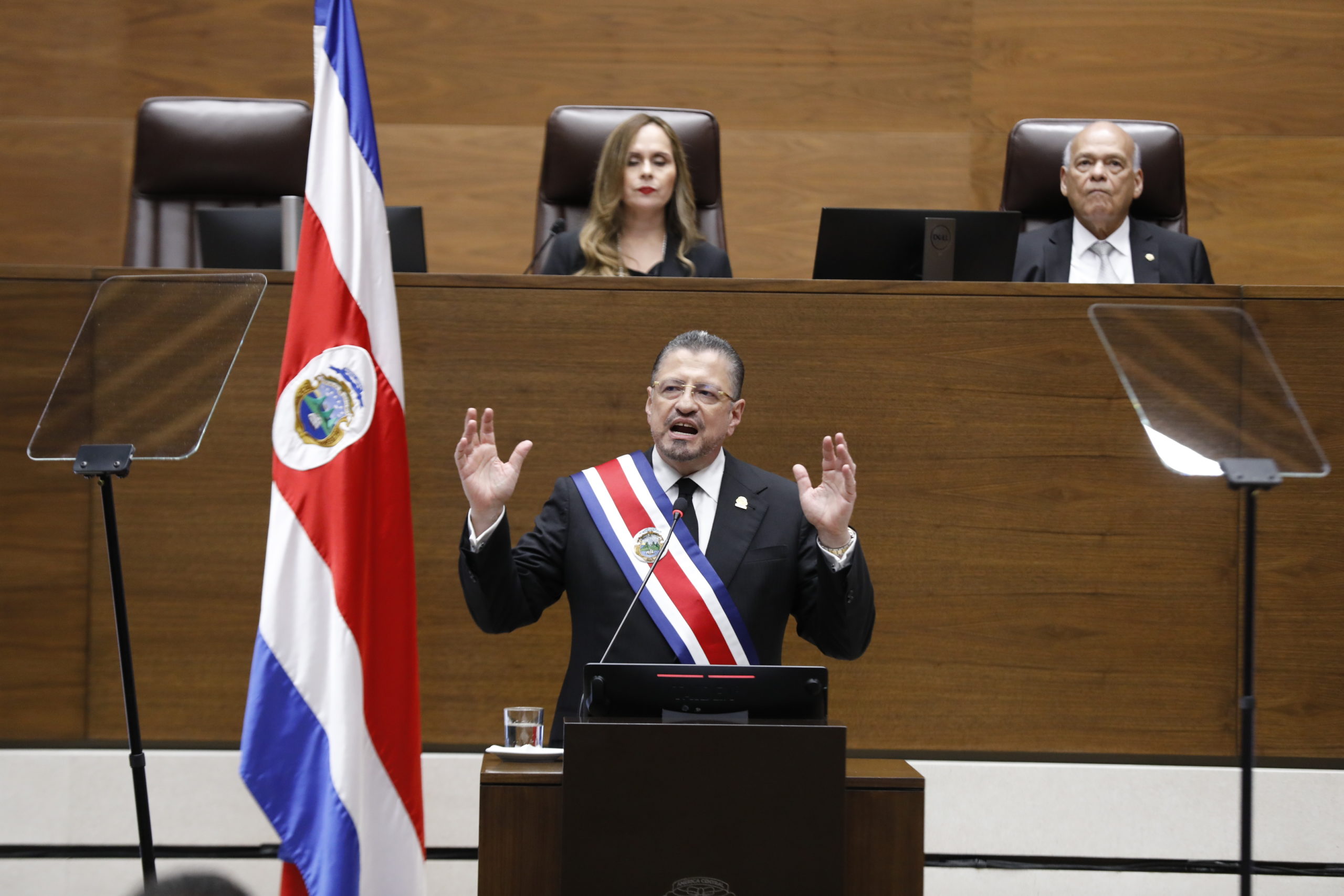 Imagen principal del artículo: Chaves lanza advertencias a la nueva oposición y pide al Congreso hacer reformas profundas al Poder Judicial