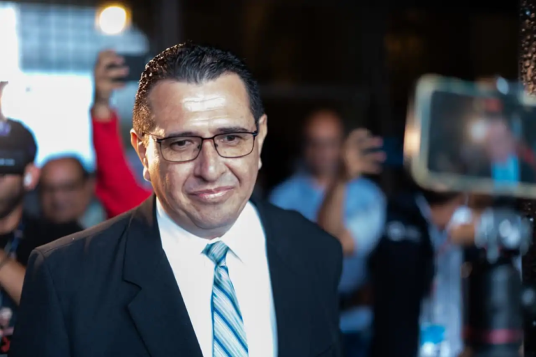 Presidente de Guatemala nombra a nuevo fiscal general
