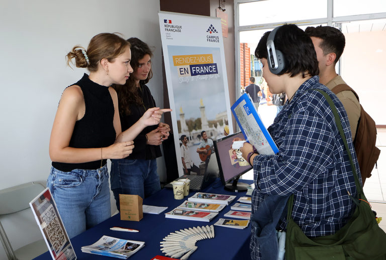 UCR realizará feria sobre oportunidades de estudio en el exterior