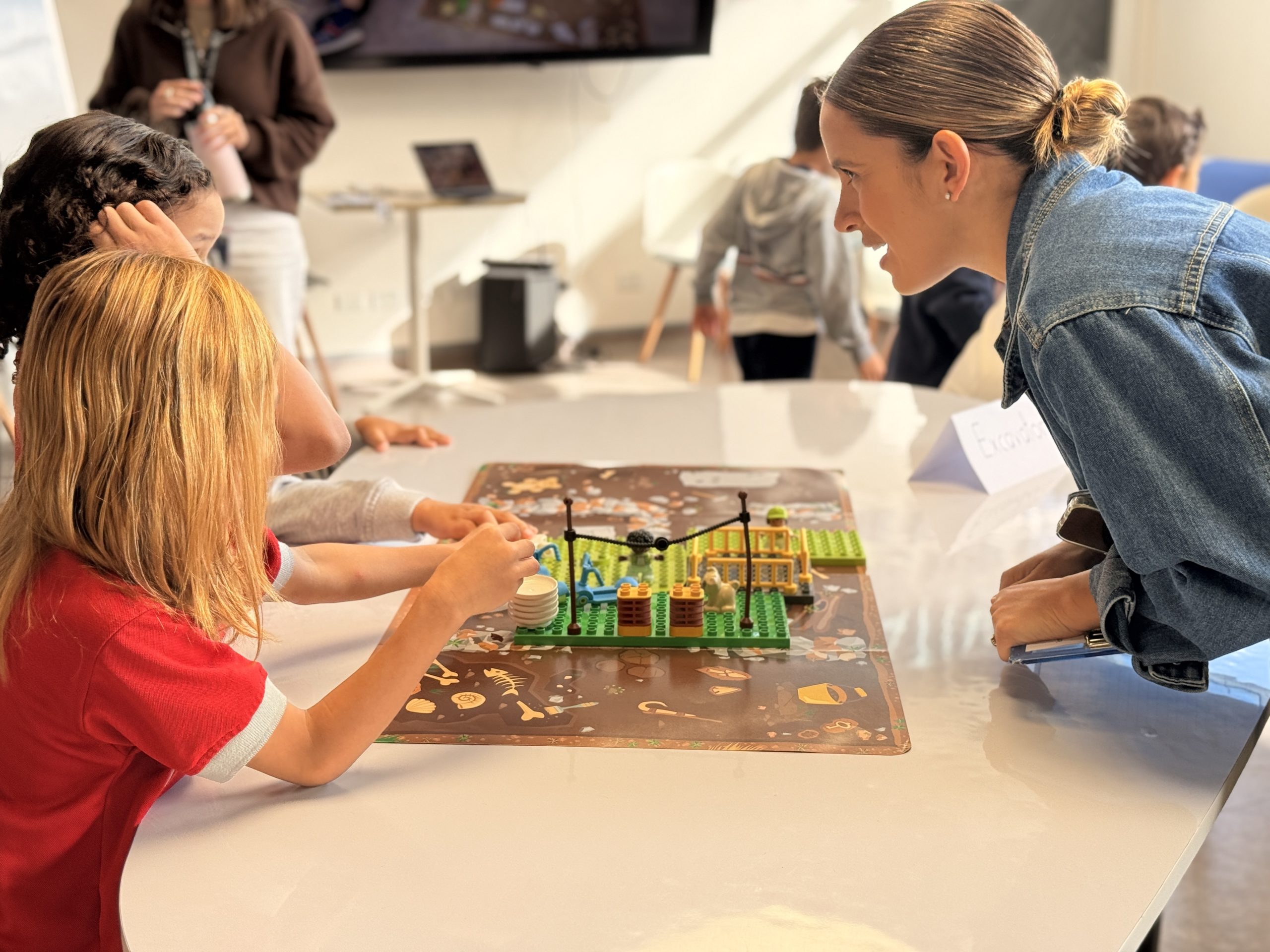 Imagen principal del artículo: El juego es el primer laboratorio emocional de la niñez