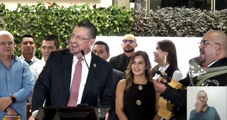 Chaves cierra con espectáculo… y con capital político intacto