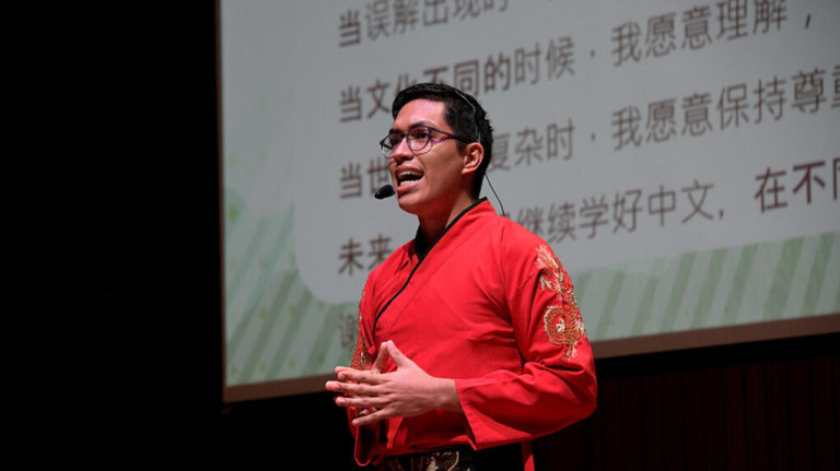 Estudiante de la UNA en Sarapiquí representará a Costa Rica en concurso internacional de mandarín en China