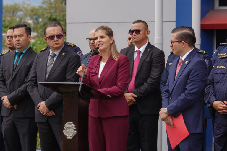 Presidenta anuncia viaje a Colombia para abordar temas de seguridad y narcotráfico