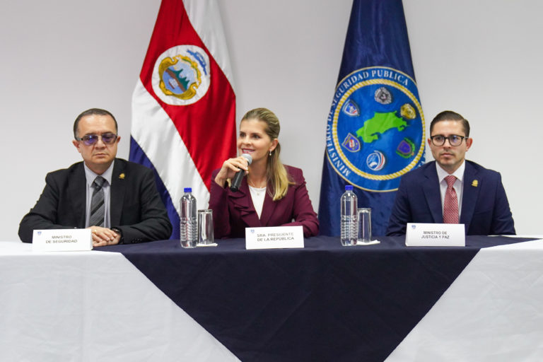 Ministro de Justicia afirma que tiene "identificados" a "zurdos" críticos del plan Cero Ocio