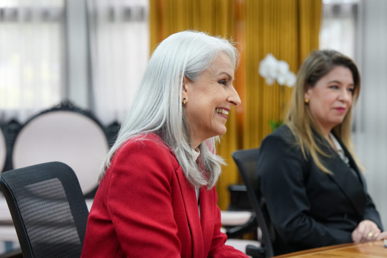 Doña Abril y la ‘grieta’