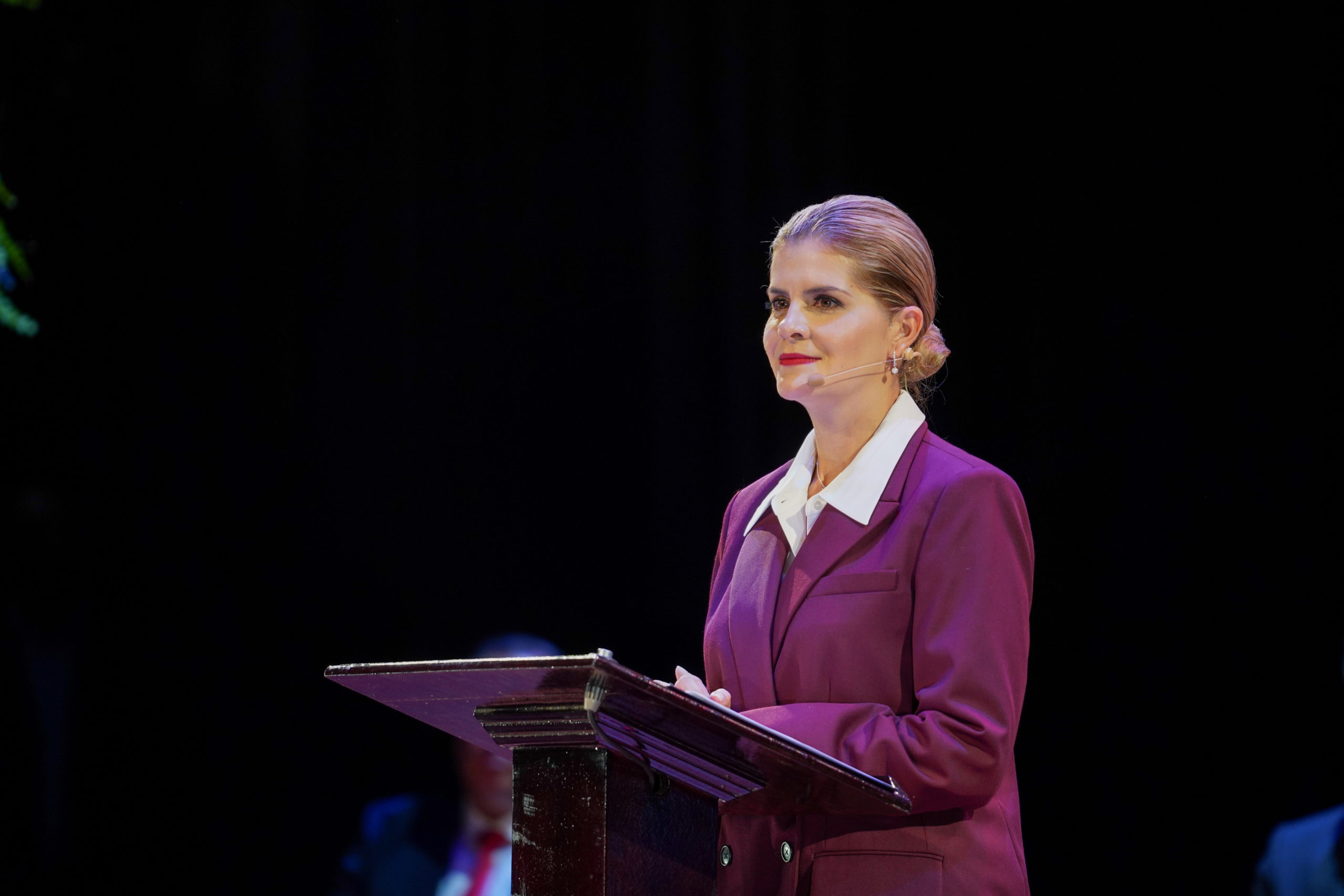 Imagen principal del artículo: CICR felicita a la presidenta Laura Fernández y su gabinete, y reitera disposición de trabajo conjunto