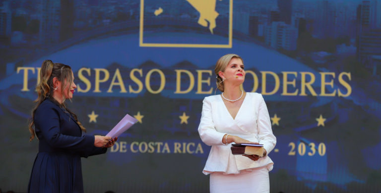 Laura Fernández y el prejuicio machista disfrazado de crítica política