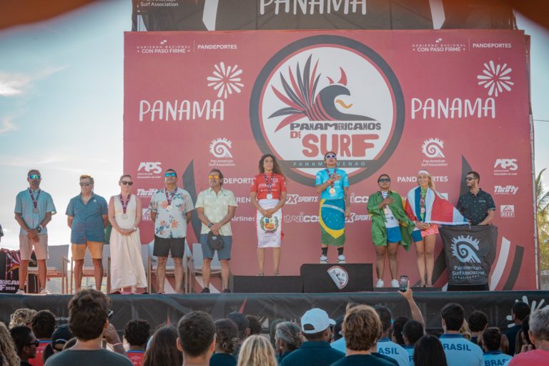 Costa Rica conquista tres medallas de bronce en los Juegos Panamericanos de Surf 2026 en Panamá