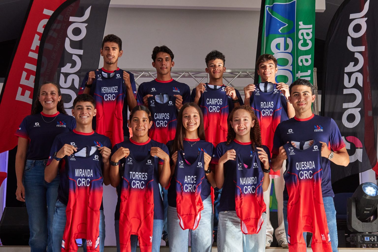 Imagen principal del artículo: Selecciones de triatlón estrenarán uniforme en México y Guatemala