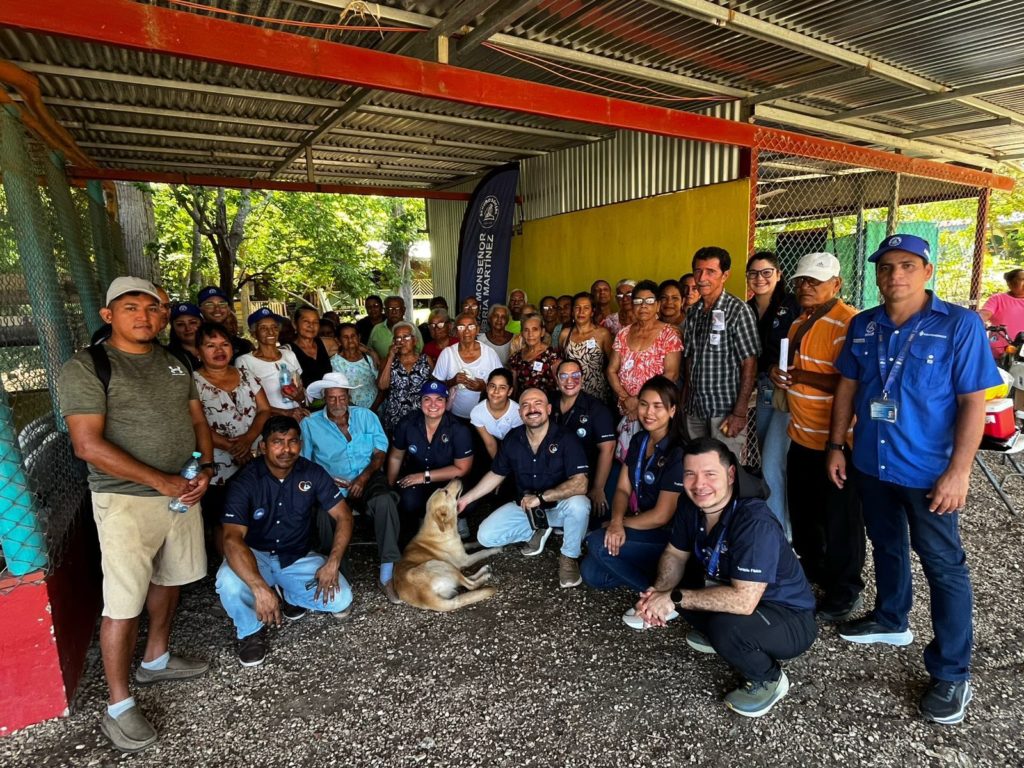 Hospital Monseñor Sanabria llevó jornada de atención geriátrica a personas adultas mayores de Isla Venado