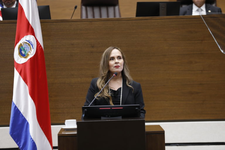 Funcionarios legislativos denuncian acoso y persecución política desde el Directorio