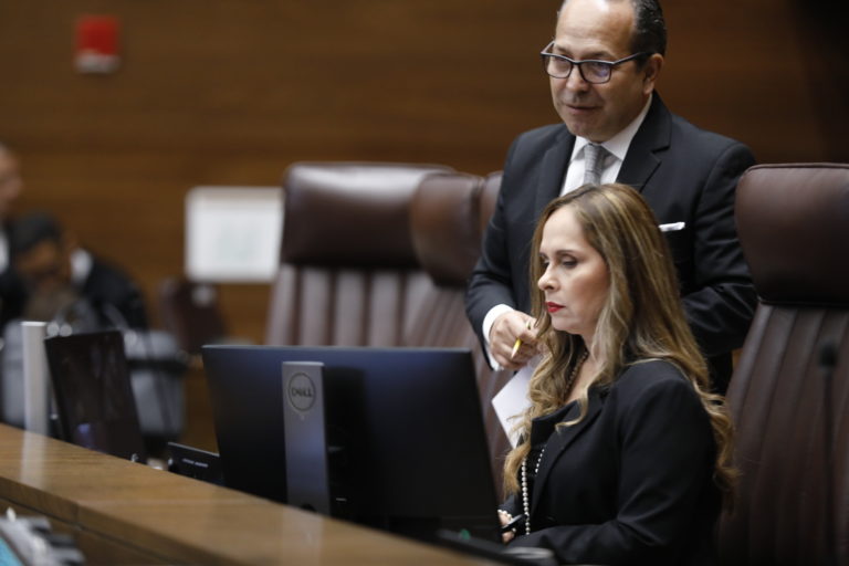 Presidenta legislativa ordena archivar denuncia contra Fabricio Alvarado por hostigamiento sexual